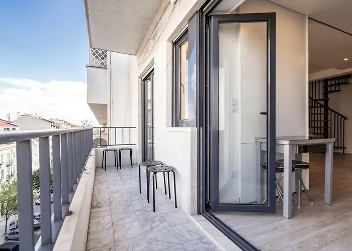 Апартаменти Akicity Pearl Ii *