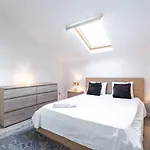 Lägenhet Akicity Pearl Ii